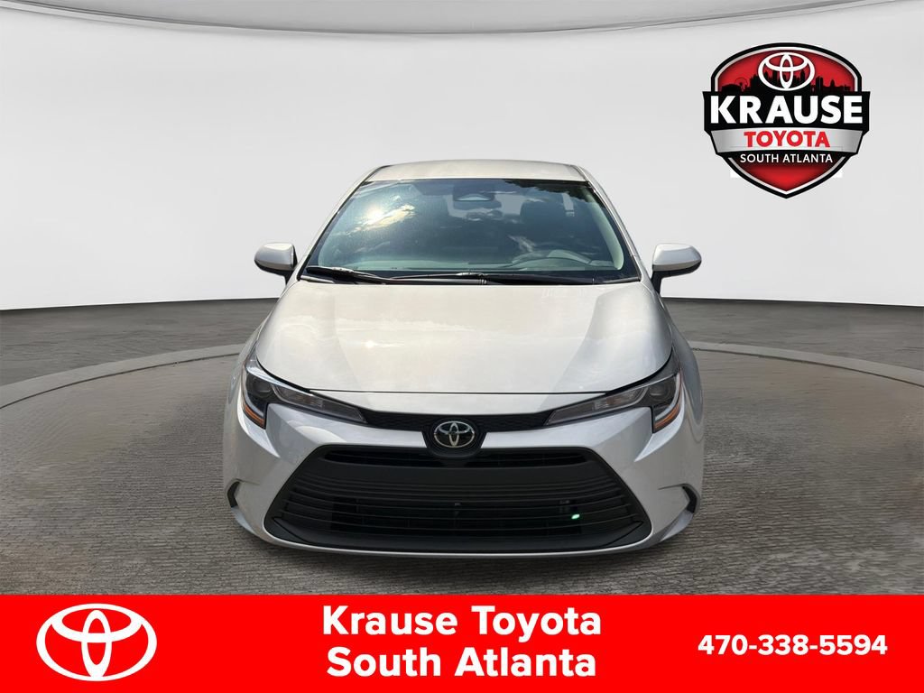 Used 2026 Toyota Corolla LE FWD image 2