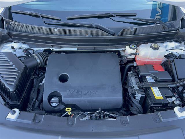 Used 2022 Chevrolet Traverse LT image 11