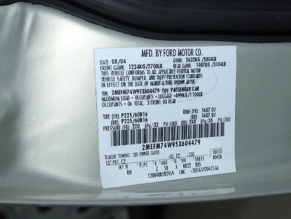 Used 2005 Mercury Grand Marquis GS image 23