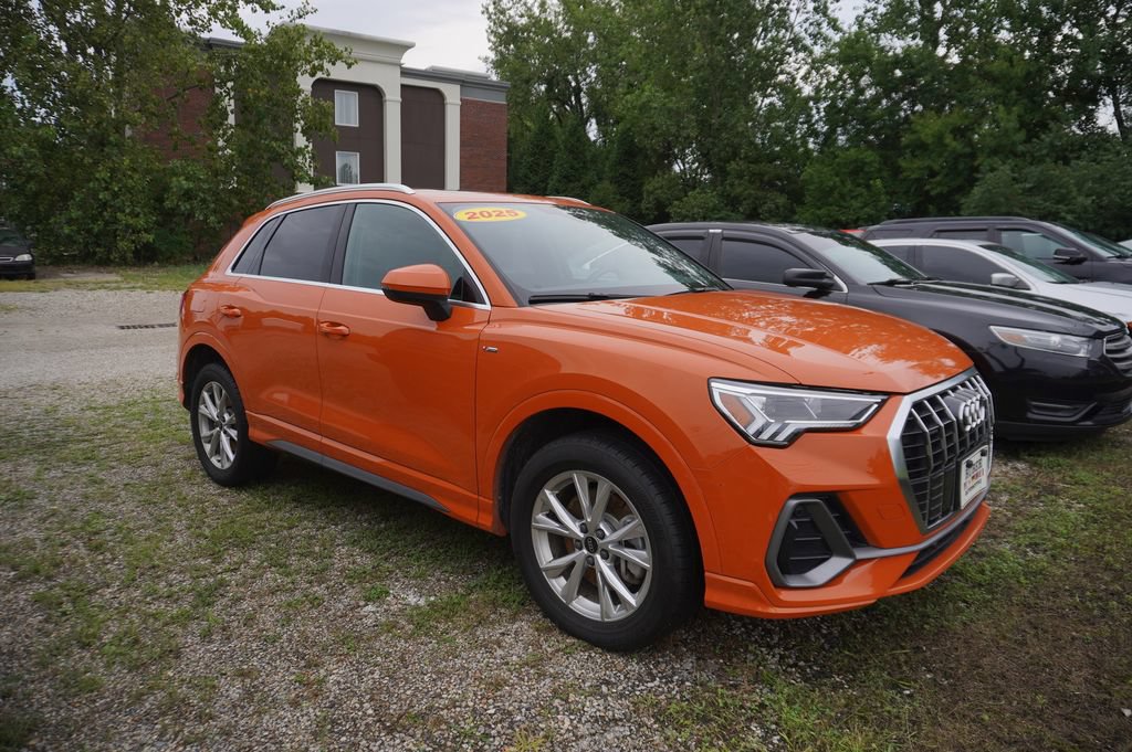 Used 2025 Audi Q3 2.0T Premium AWD/4WD image 10