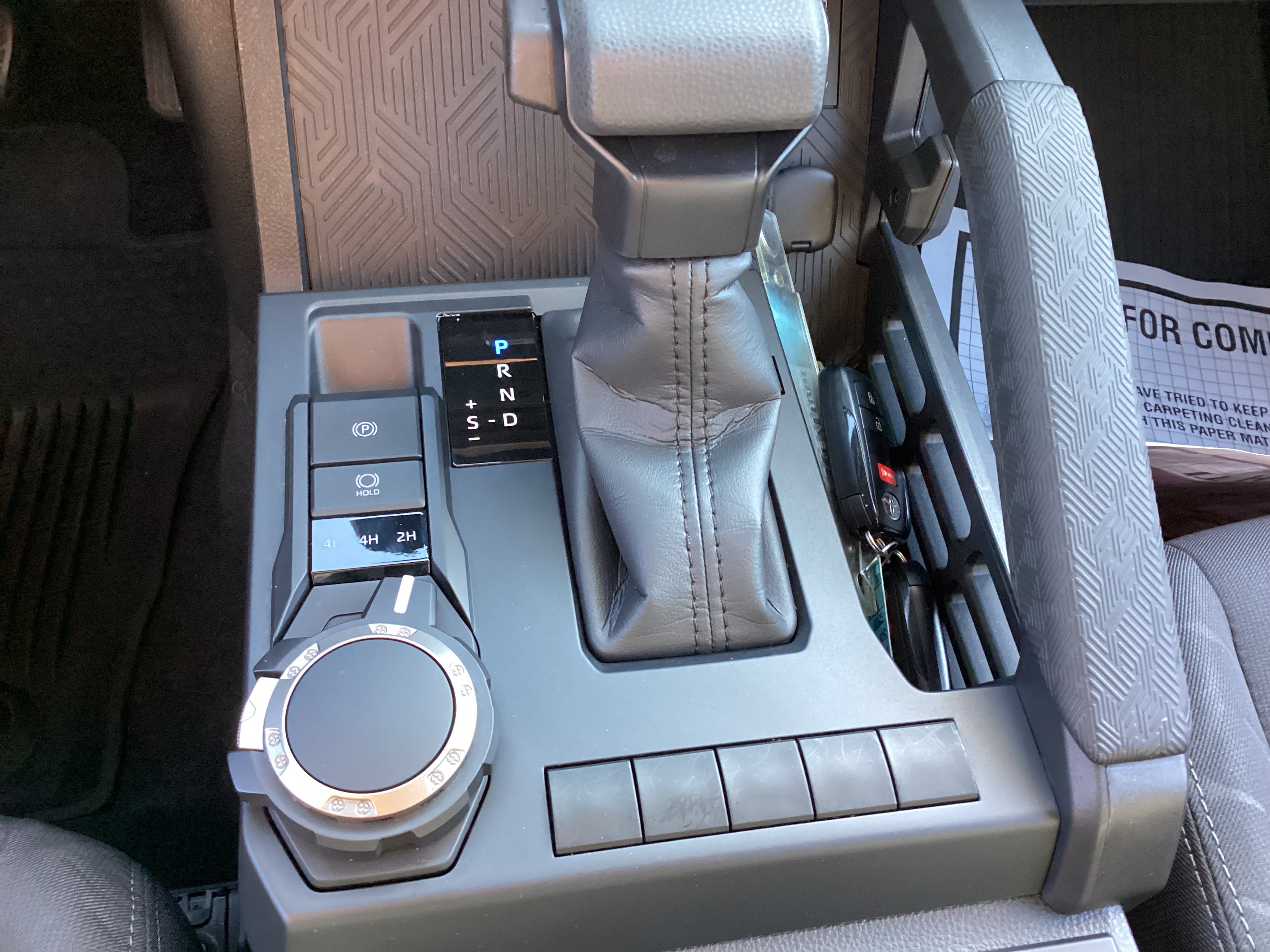 Certified 2025 Toyota Tacoma SR AWD/4WD image 13