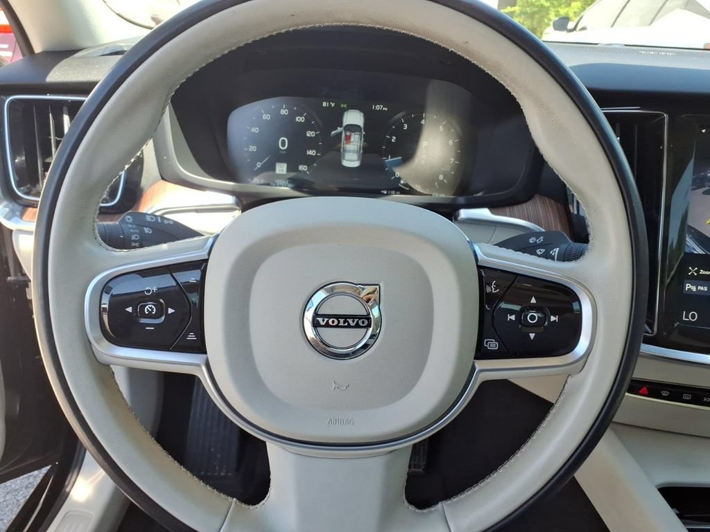 Used 2020 Volvo S60 T5 Momentum w/ Protection Package FWD image 8
