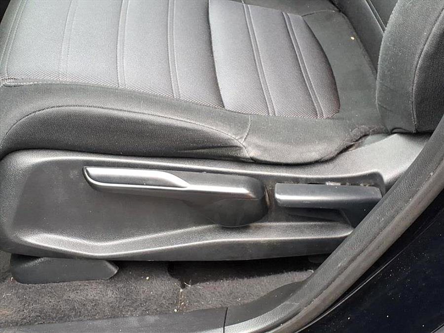 Used 2017 Honda CR-V LX image 20