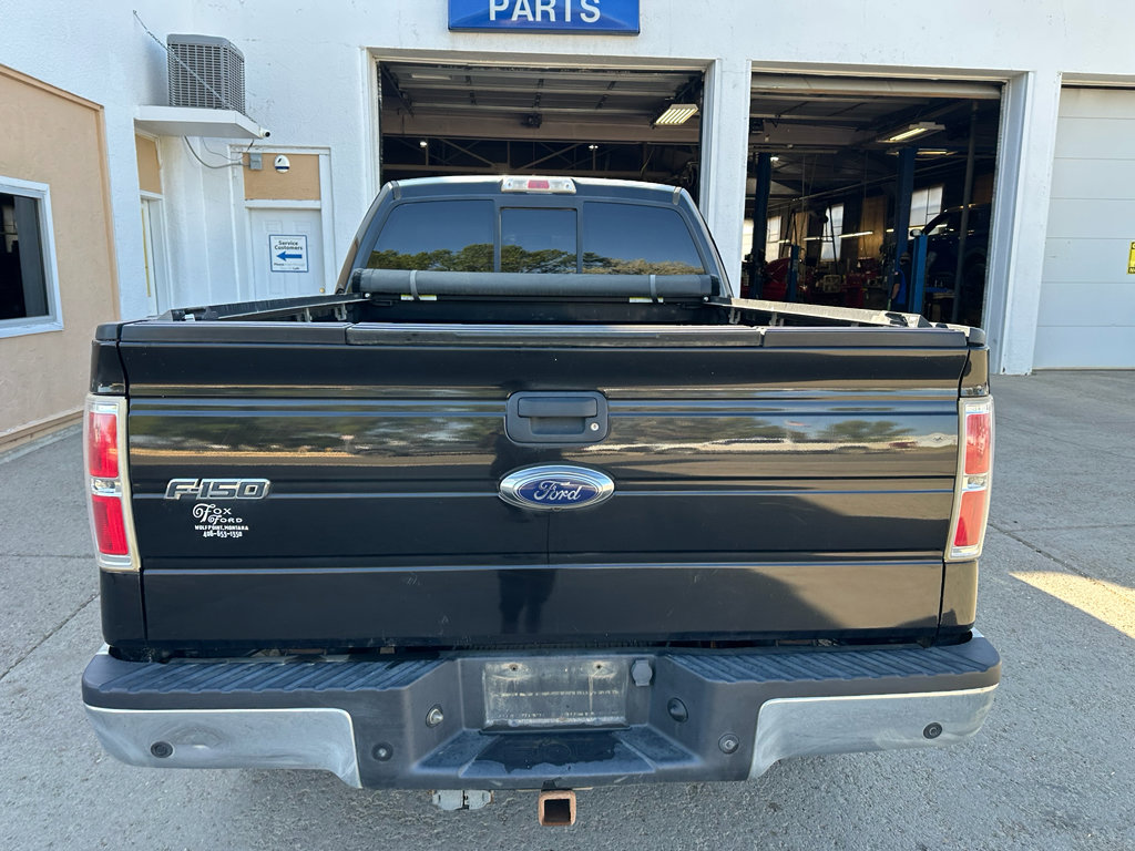 Used 2011 Ford F150 Lariat w/ Lariat Chrome Pkg image 3