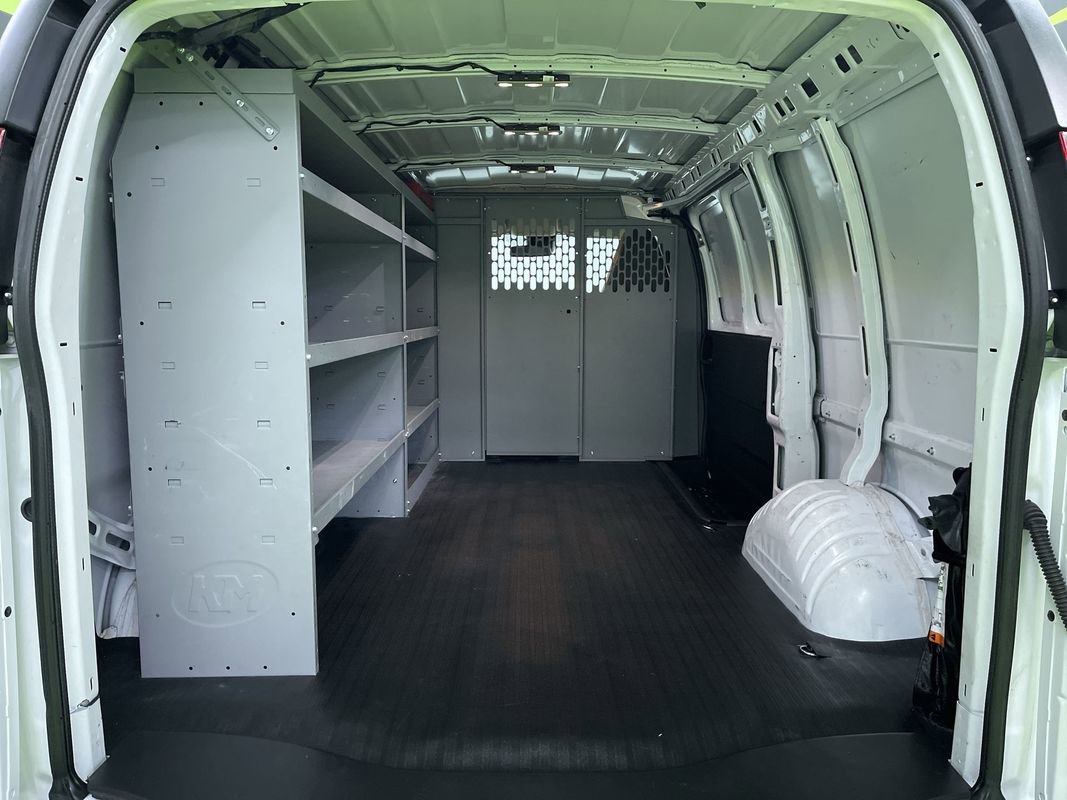 Used 2021 Chevrolet Express 2500 w/ Driver Convenience Package image 26