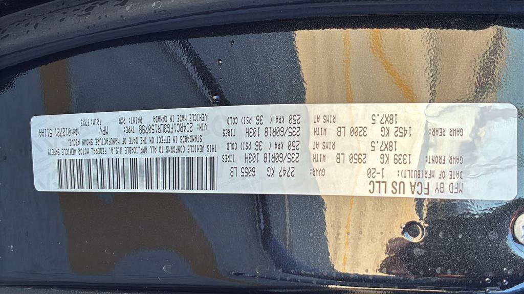 Used 2020 Chrysler Pacifica Touring w/ S Appearance Package image 39