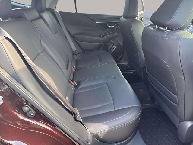 Used 2025 Subaru Outback Limited image 7