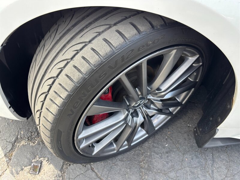 Used 2017 INFINITI Q60 Red Sport 400 RWD image 24