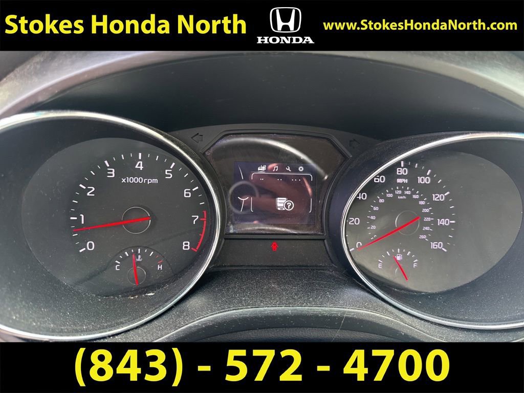 Used 2017 Kia Sedona LX w/ LX Essentials Premium Package image 1