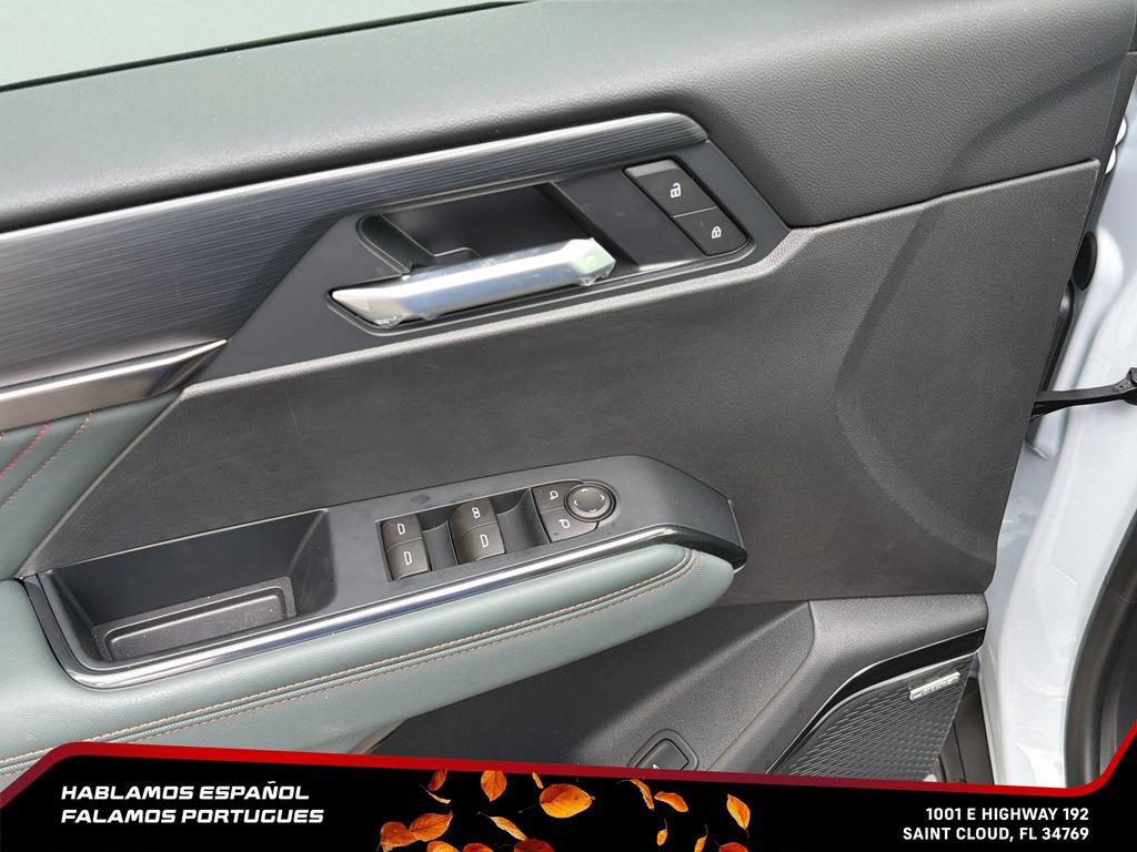 New 2026 GMC Acadia AT4 w/ Luxury Package AWD/4WD image 13
