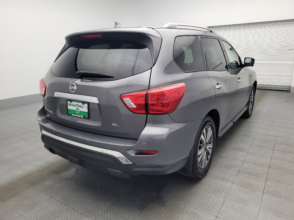 Used 2019 Nissan Pathfinder SL image 9