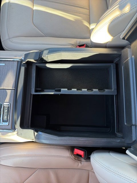 Used 2024 Ford Expedition Max Limited image 14