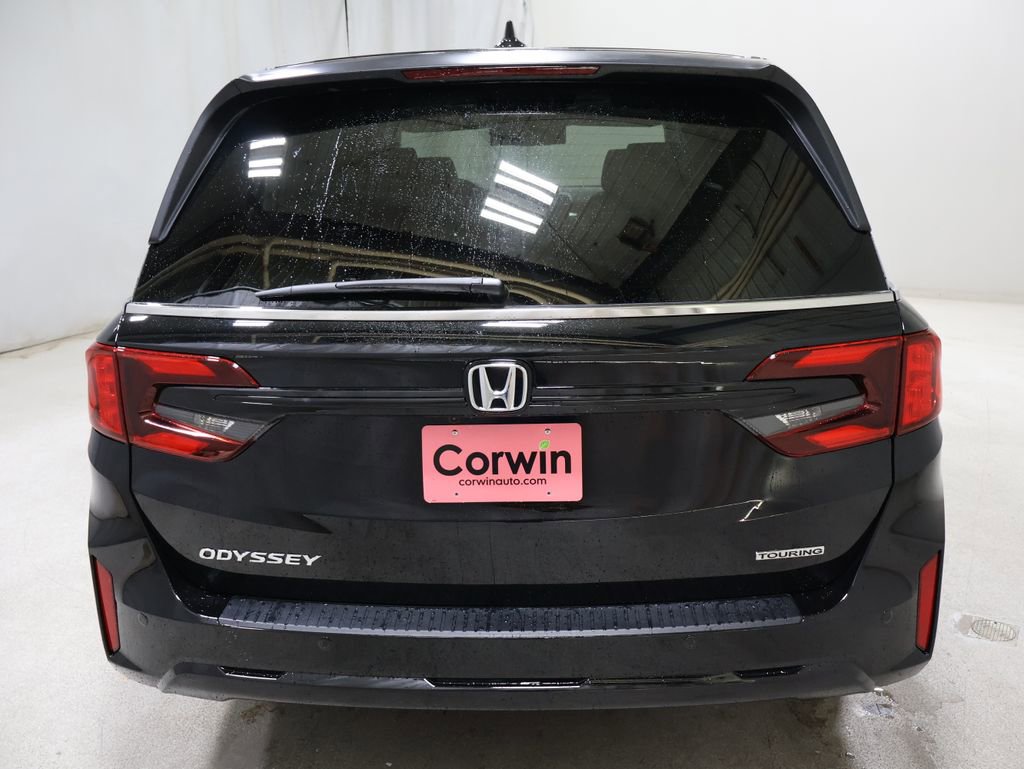 New 2026 Honda Odyssey Touring image 5