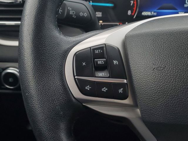 Certified 2022 Ford Explorer XLT w/ Equipment Group 202A image 16