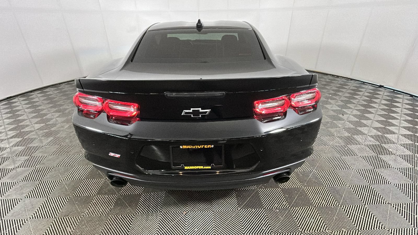 Used 2022 Chevrolet Camaro SS RWD image 4