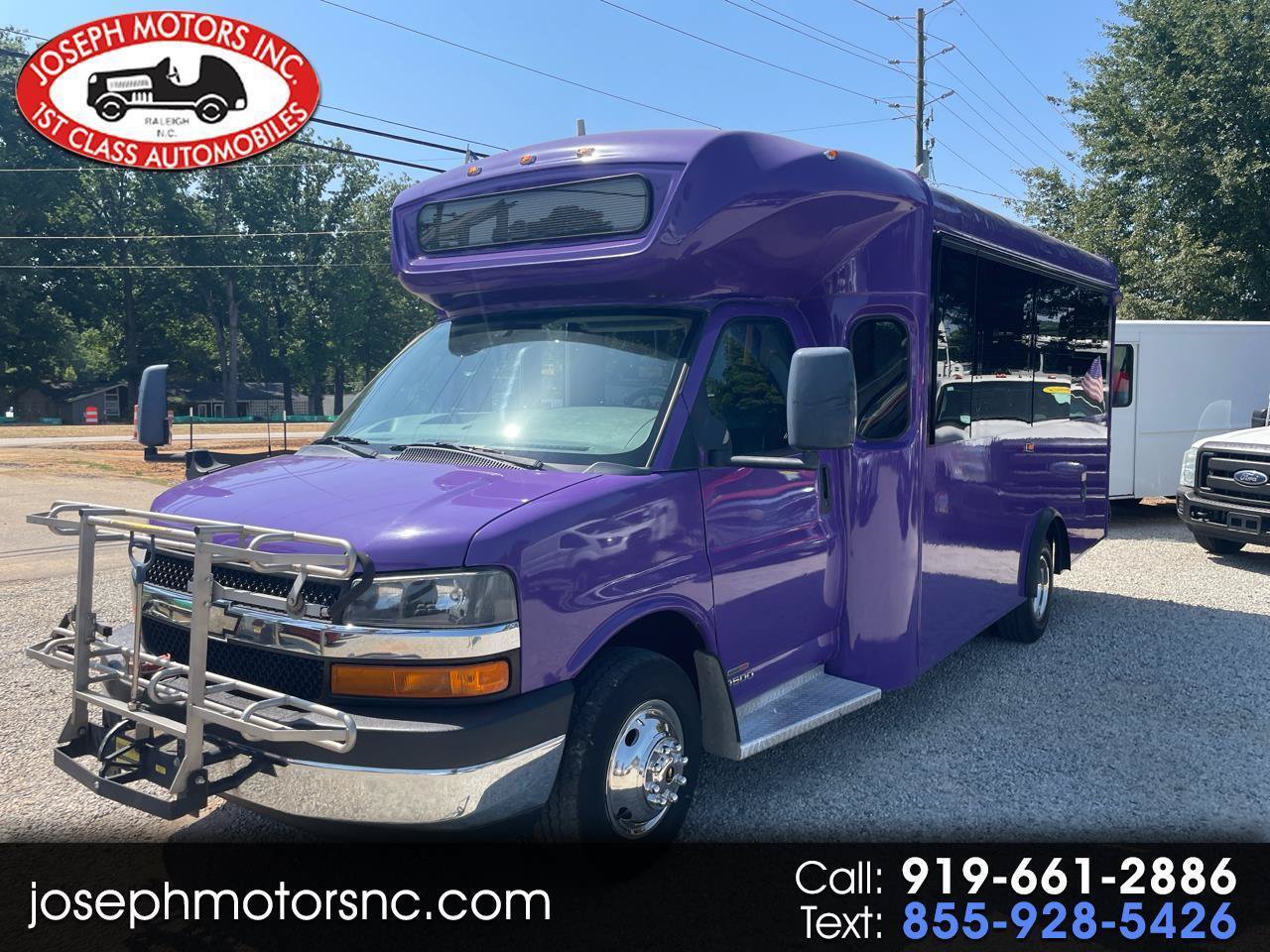Used 2015 Chevrolet Express 4500 w/ Shuttle Bus Package