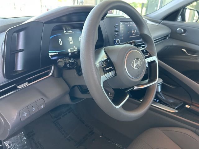 Certified 2026 Hyundai Elantra SE image 16