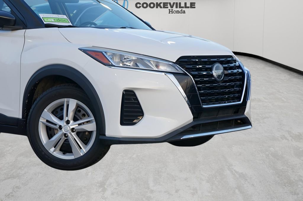 Used 2021 Nissan Kicks S FWD image 3