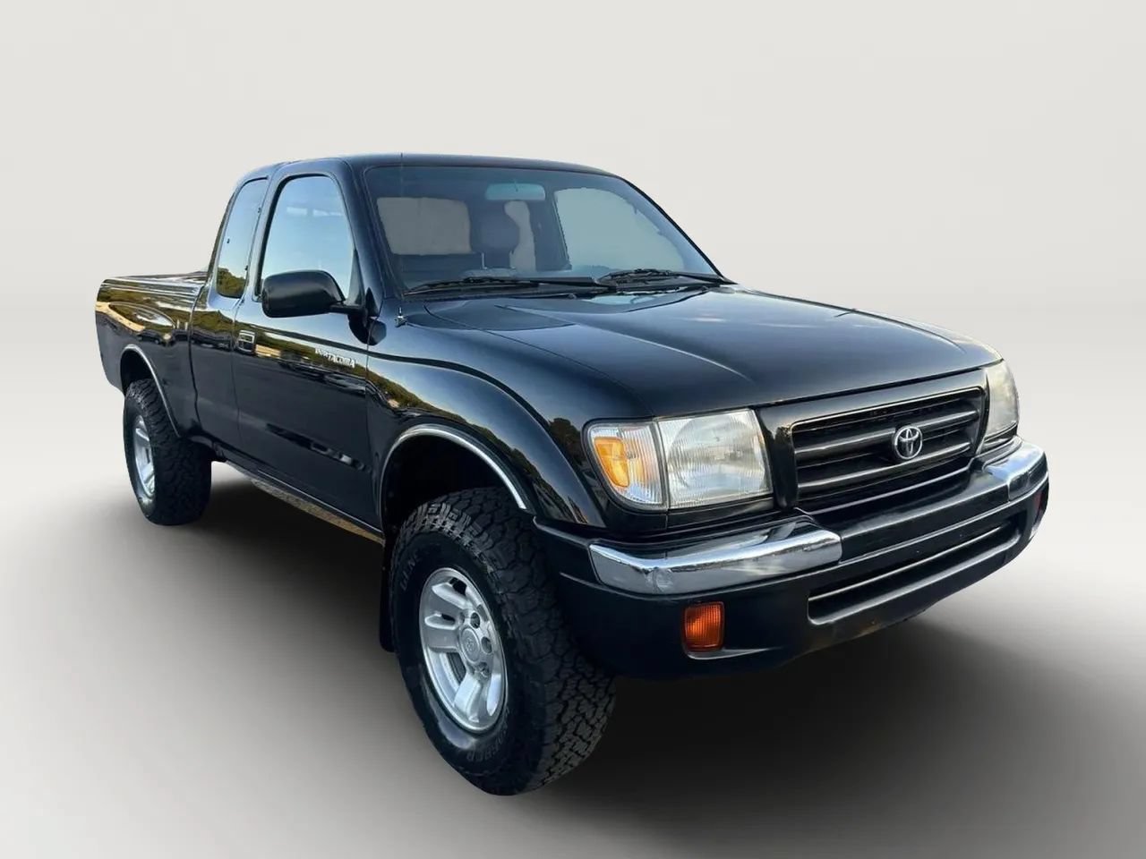 Used 1998 Toyota Tacoma PreRunner w/ Convenience Pkg RWD image 3
