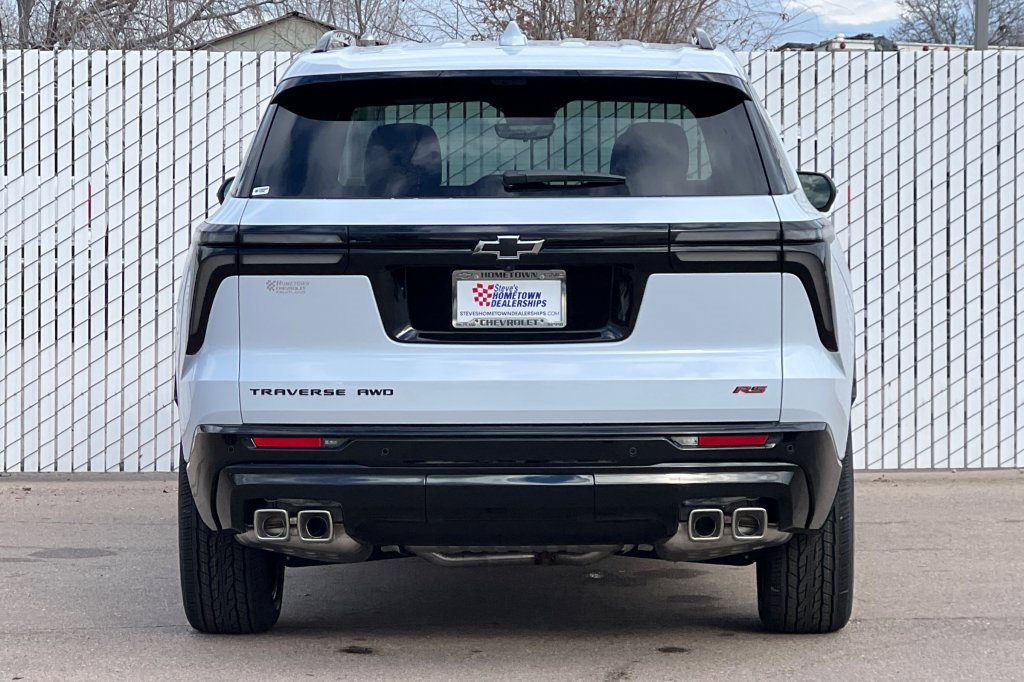 New 2026 Chevrolet Traverse RS image 5