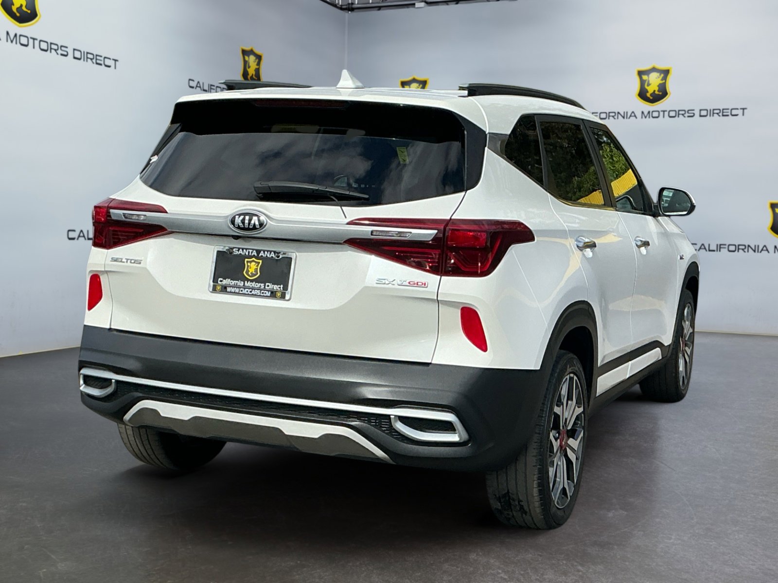 Used 2021 Kia Seltos SX w/ SX Sunroof Package AWD/4WD image 5