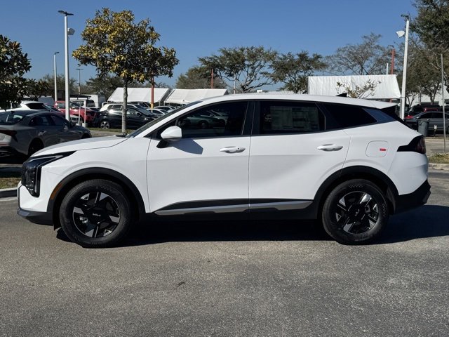 New 2026 Kia Sportage LX image 3