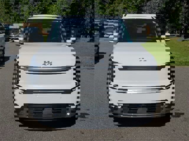 New 2026 Kia EV9 Light image 2