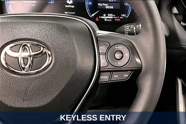Used 2023 Toyota RAV4 XSE AWD/4WD image 16