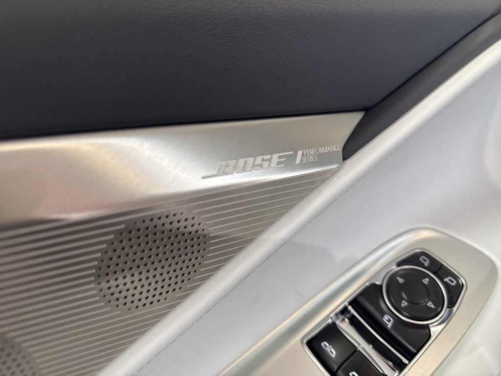 New 2025 Chevrolet Corvette E-Ray image 14