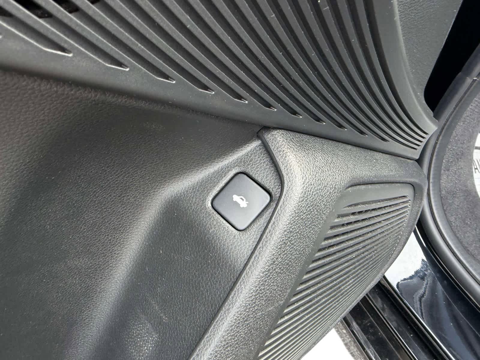 Used 2023 Acura TLX FWD image 20