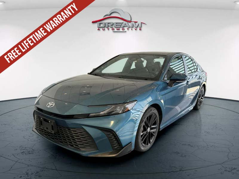 Used 2025 Toyota Camry SE FWD image 4