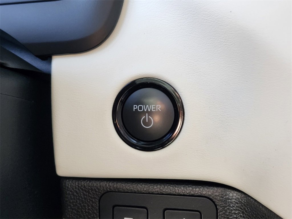 Used 2025 Toyota Tundra Capstone image 23