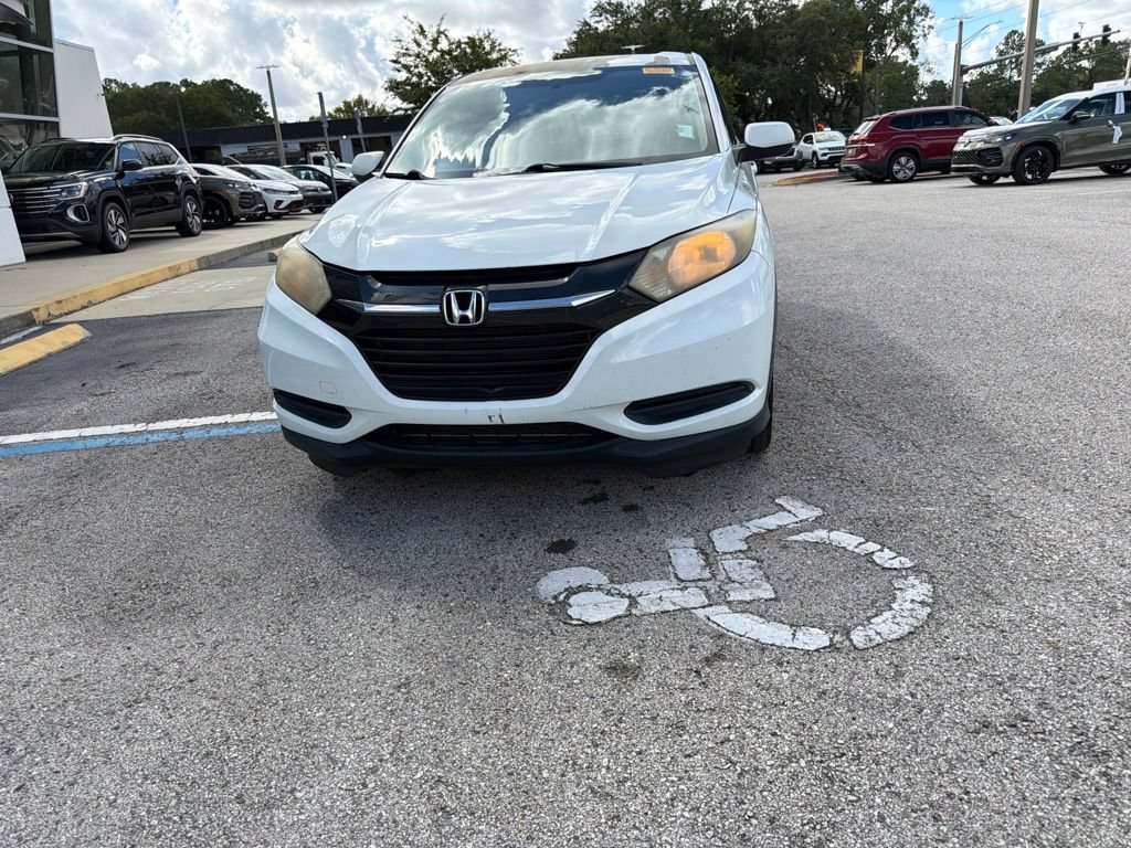Used 2017 Honda HR-V LX image 29