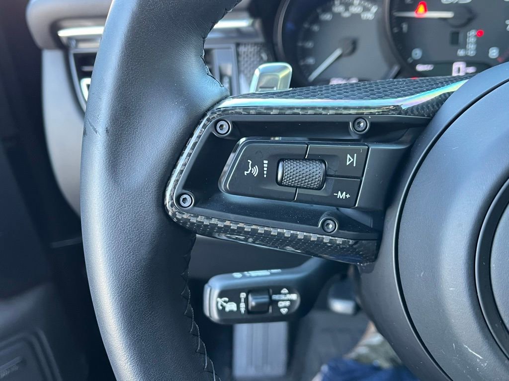 Used 2024 Porsche Macan GTS image 9