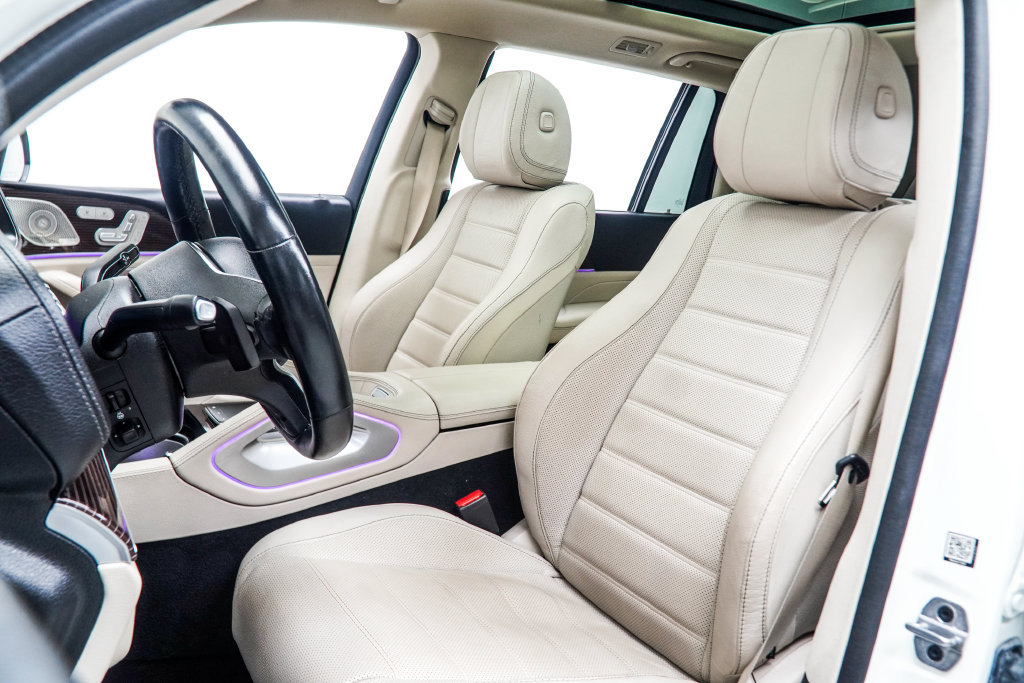 Used 2023 Mercedes-Benz GLS 450 4MATIC w/ AMG Line Exterior image 48