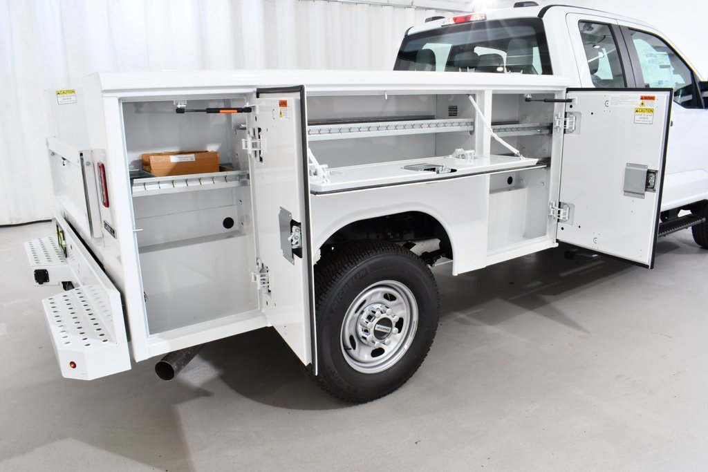 New 2025 Ford F350 XL w/ XL Chrome Package image 22