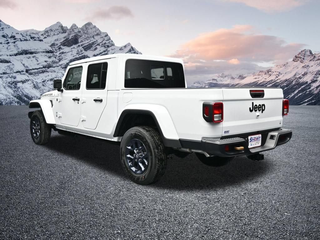 New 2026 Jeep Gladiator Sport AWD/4WD image 3