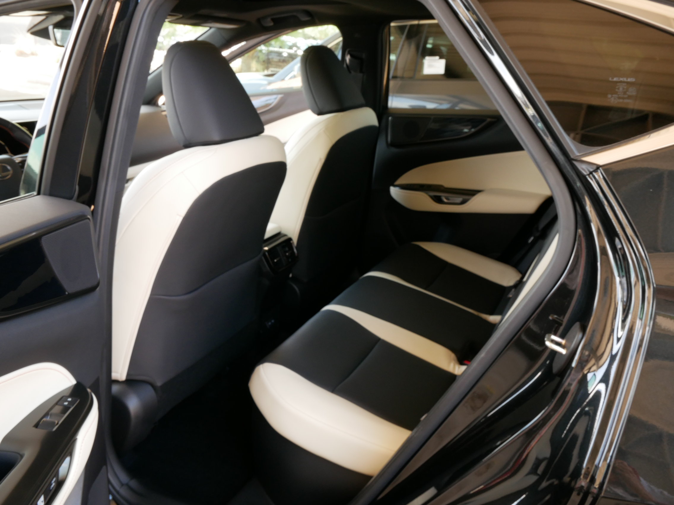 Used 2024 Lexus NX 350h AWD image 22