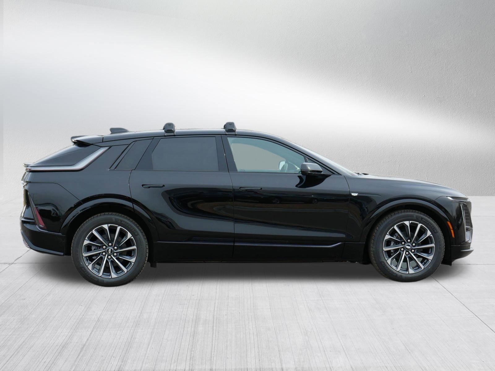 New 2026 Cadillac Lyriq Sport w/ LPO, Floor Liner Package image 8