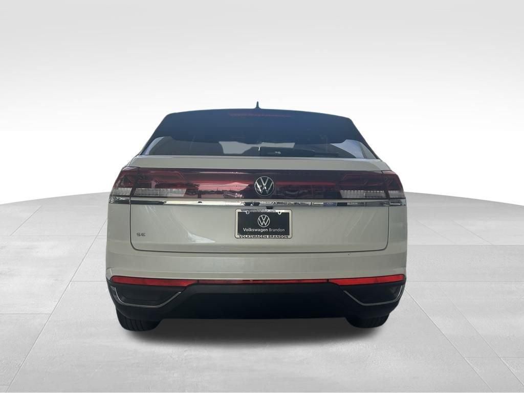 New 2026 Volkswagen Atlas Cross Sport SE image 4