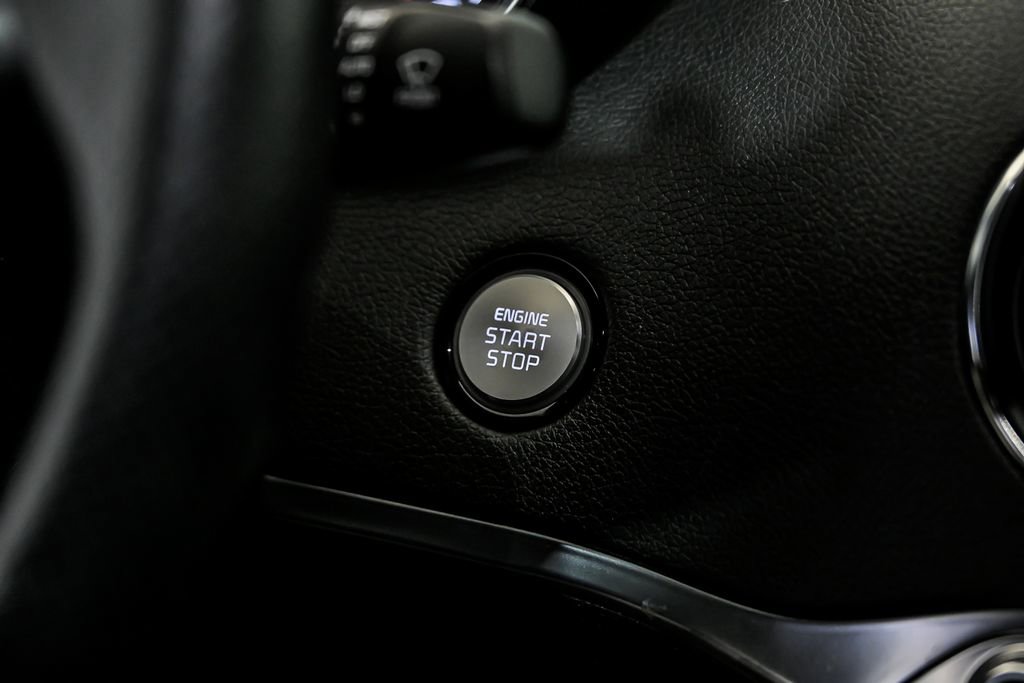 Used 2022 Kia Stinger GT-Line AWD/4WD image 18