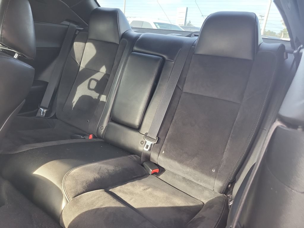 Used 2019 Dodge Challenger R/T w/ Plus Package RWD image 14