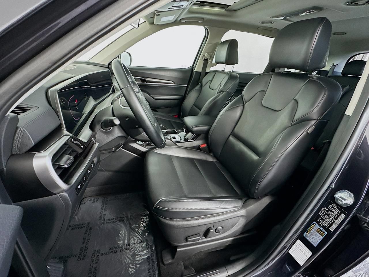 Used 2025 Kia Telluride S AWD/4WD image 33