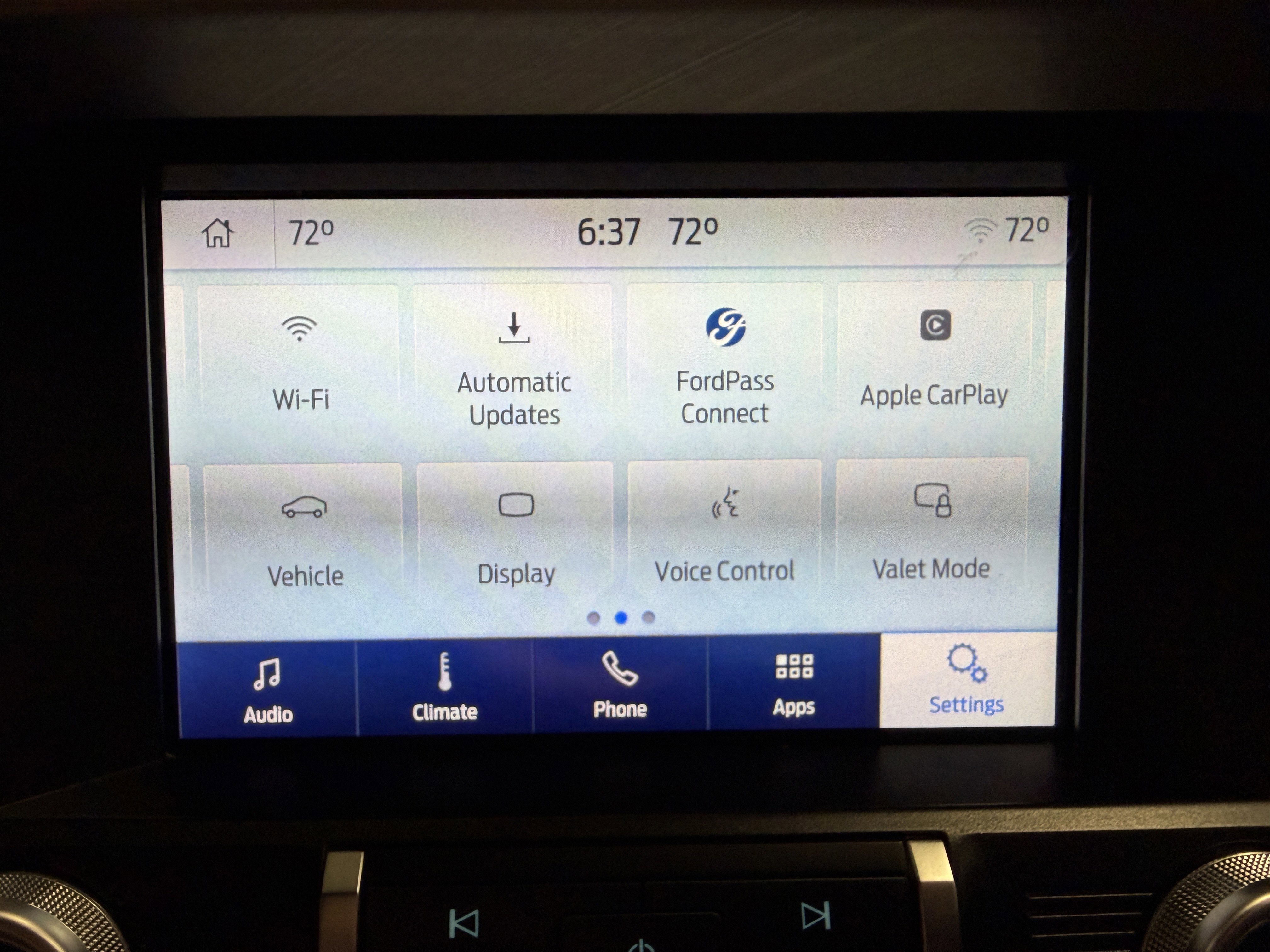 Used 2021 Ford Mustang Premium RWD image 6