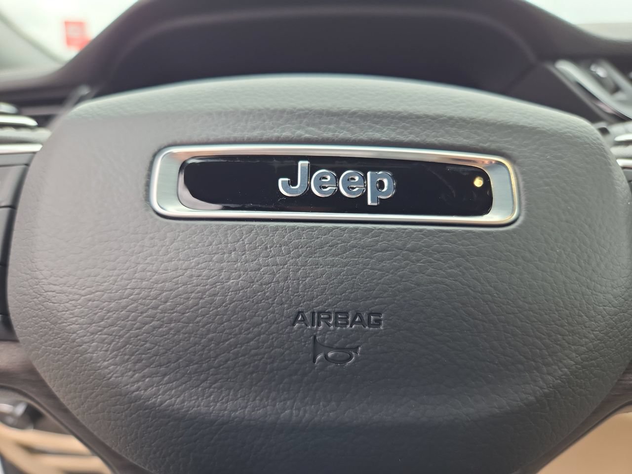 New 2026 Jeep Grand Cherokee L Limited AWD/4WD image 25