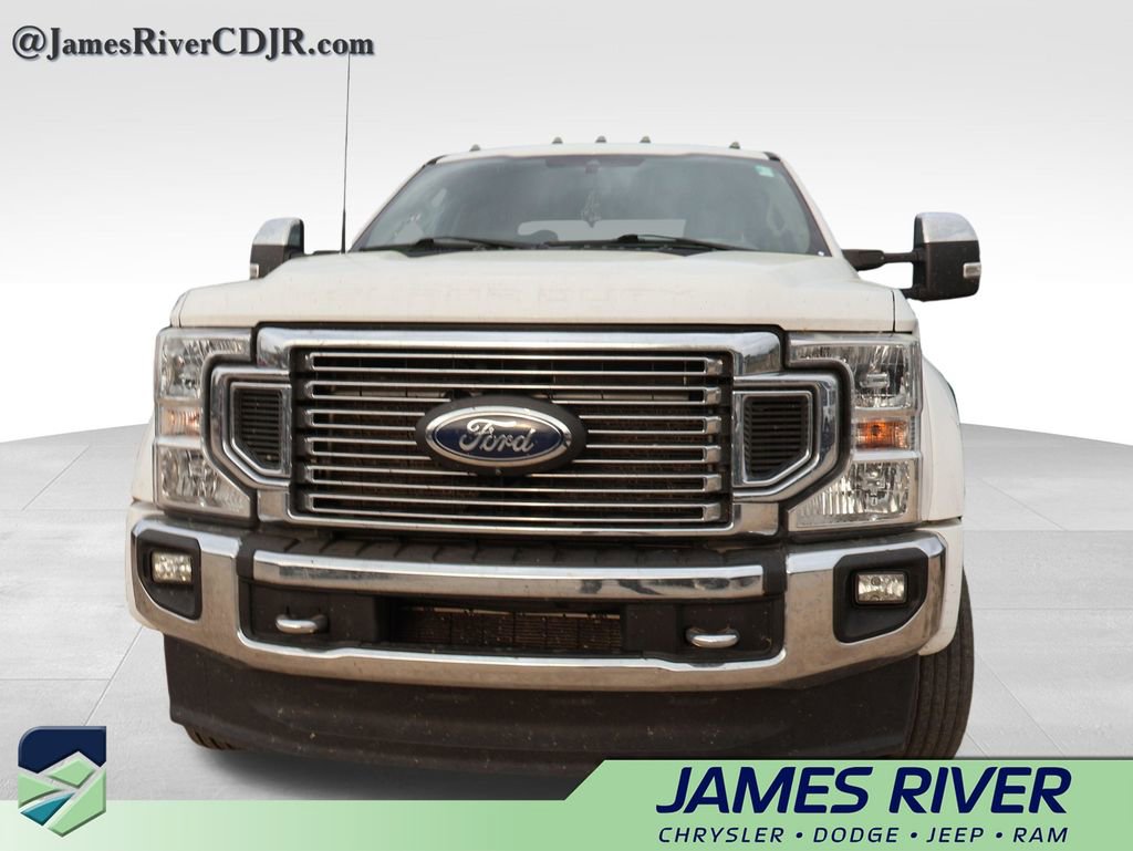 Used 2022 Ford F450 XLT w/ XLT Premium Package image 2