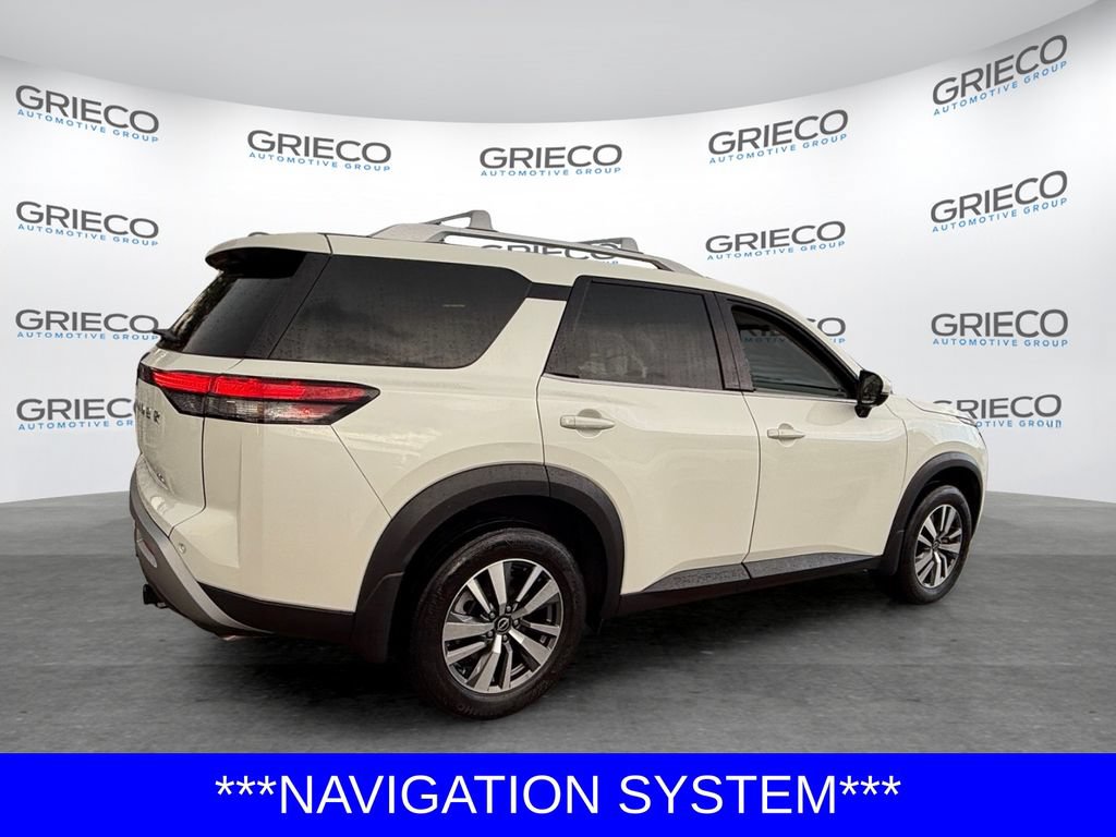 Certified 2024 Nissan Pathfinder SL FWD image 7