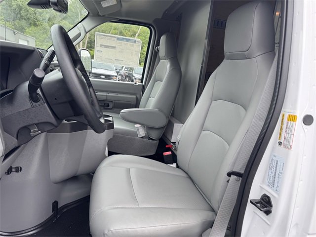 New 2026 Ford E-450 and Econoline 450 Super Duty w/ Power Equipment Group image 17