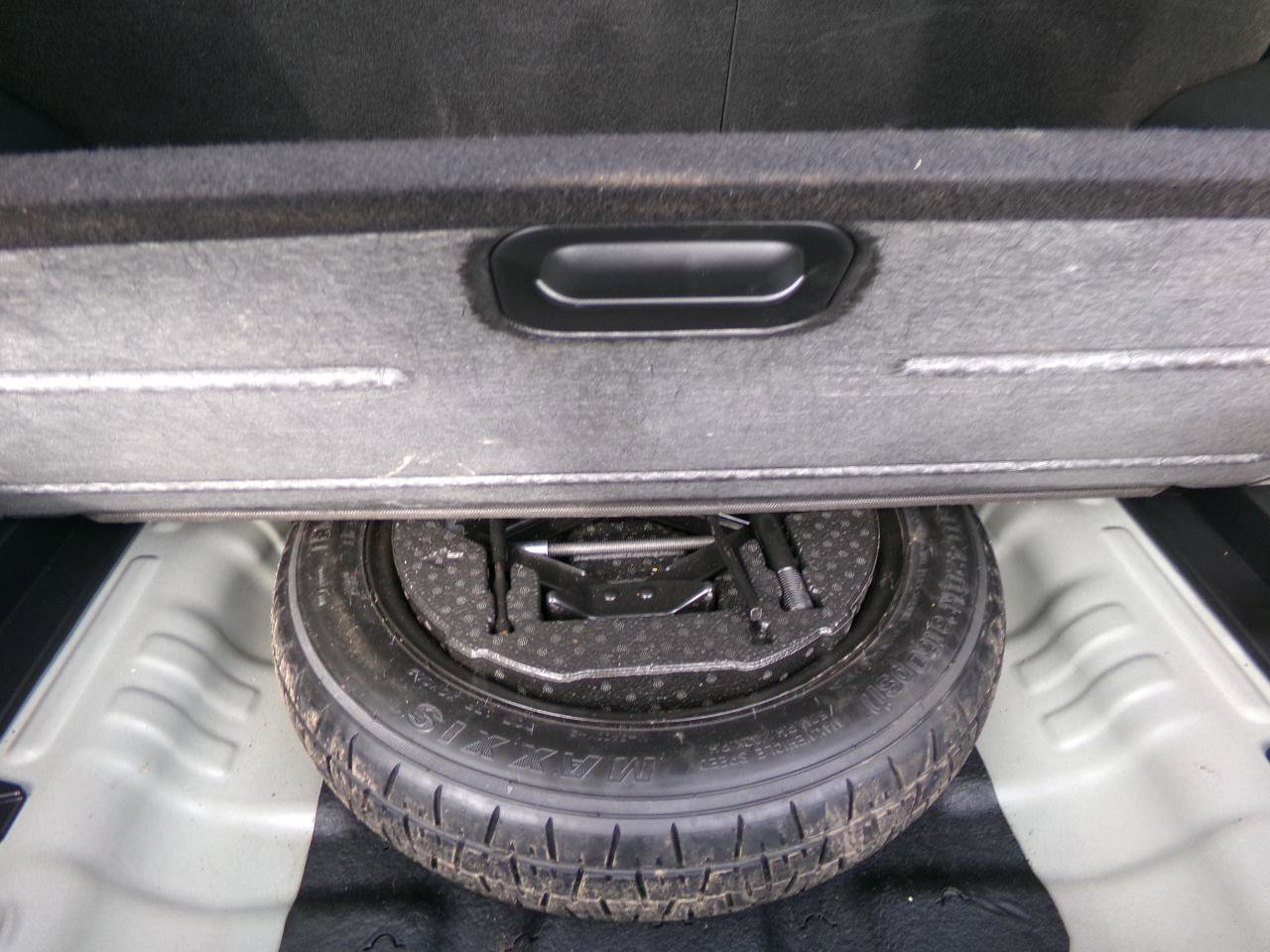 Used 2024 Kia Seltos EX image 44