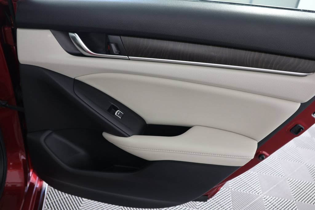 Used 2021 Honda Accord EX-L image 26
